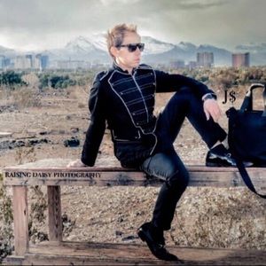 Jordan Sarracino Designs Ad Campaign